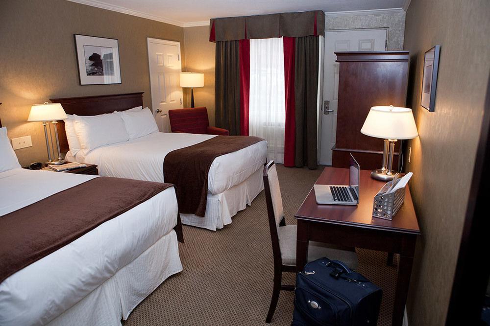 The Hotel On Pownal Charlottetown Exterior foto